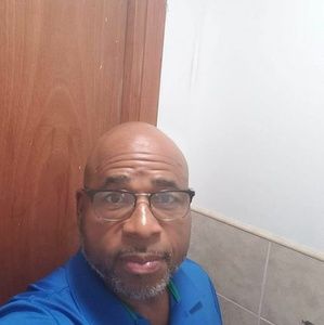 Meet your Posher, Delroy